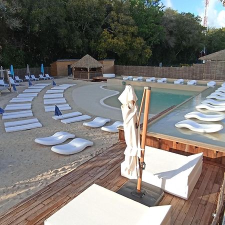 Le Kawan Nid: Beachside Retreat with Wi-Fi and Private Pool Grand-Bourg  Exterior photo