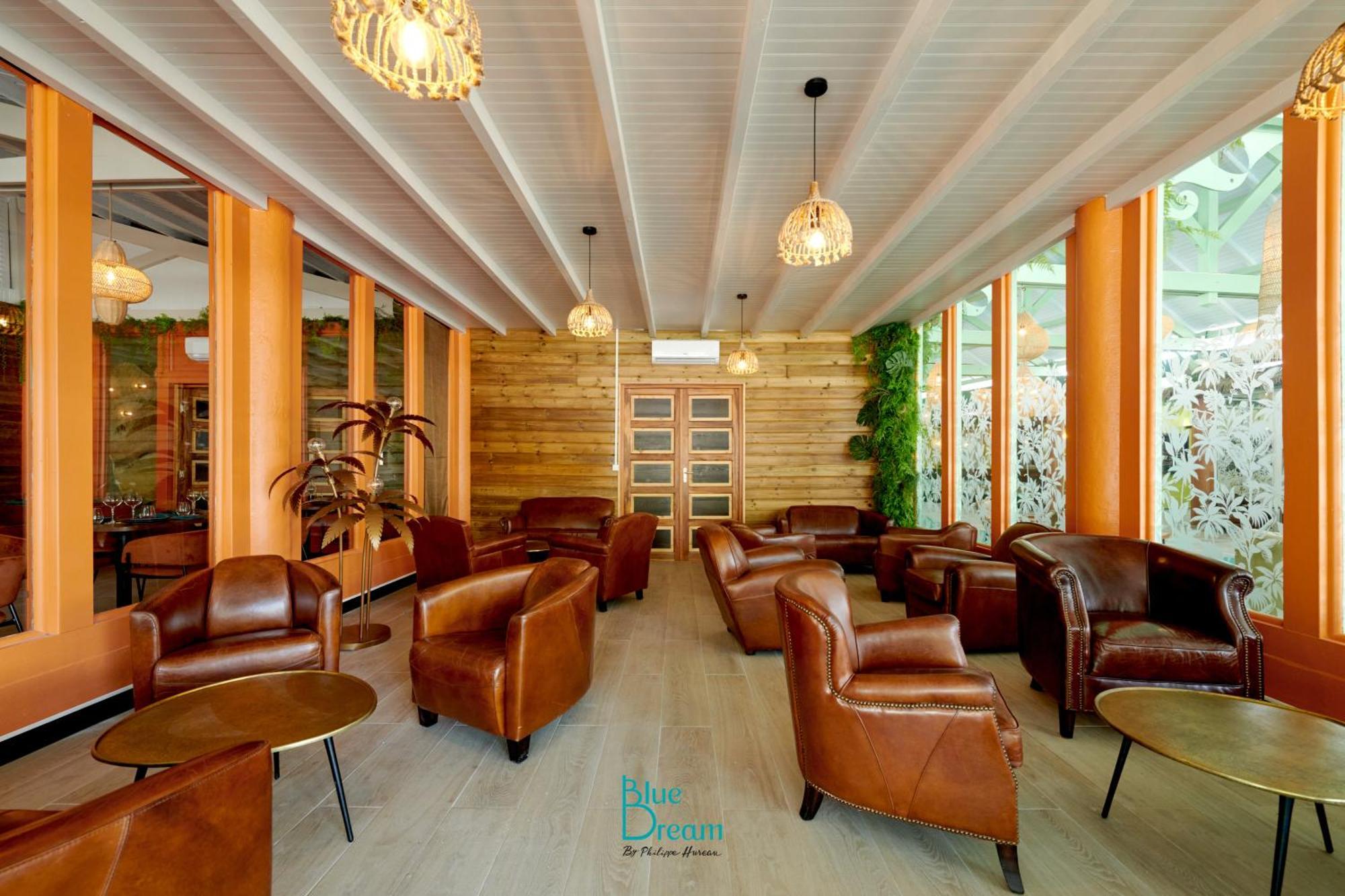 Le Kawan Nid: Beachside Retreat with Wi-Fi and Private Pool Grand-Bourg  Exterior photo